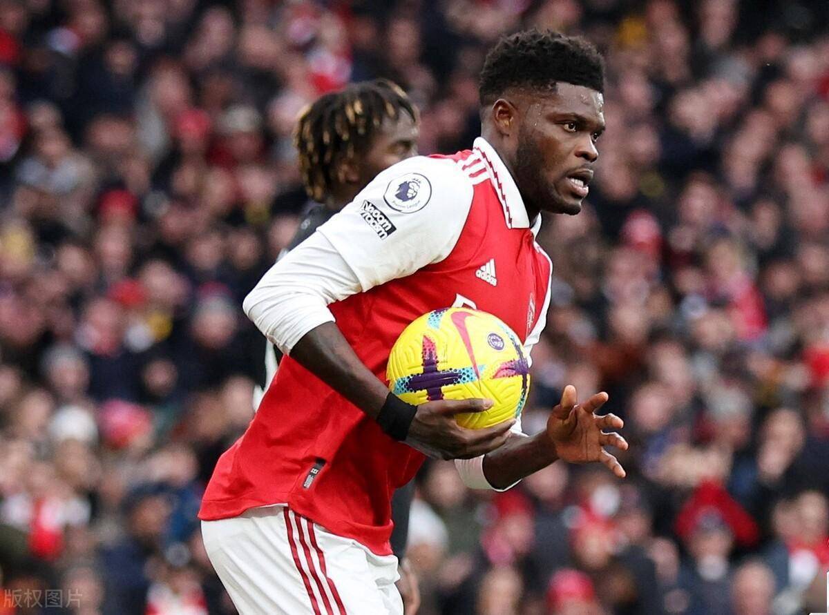 开云官网入口-纽卡斯尔训练开放日；今晚止住颓势引欢呼；德甲在即；数据趋势出现新变化(excel日期输入出现#号)